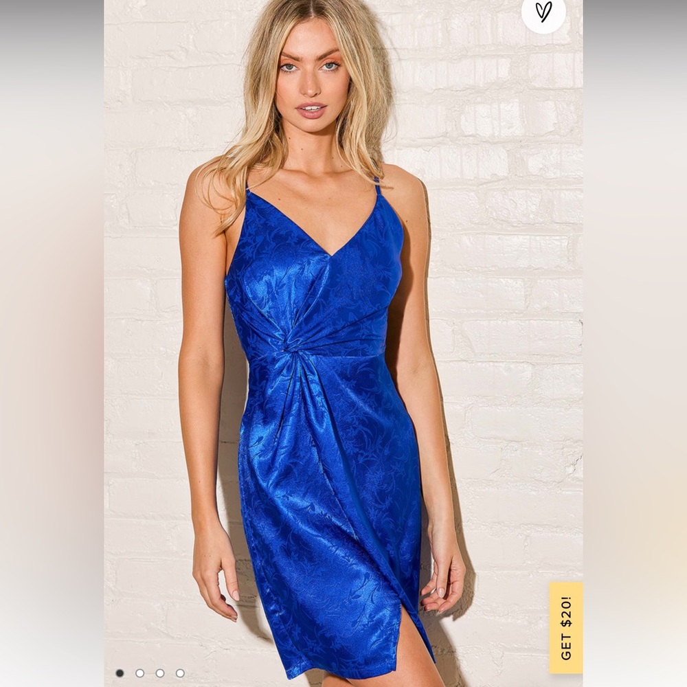 Lulu’s NWT Classy Moments Satin Jacquard Twist-Front Mini Dress